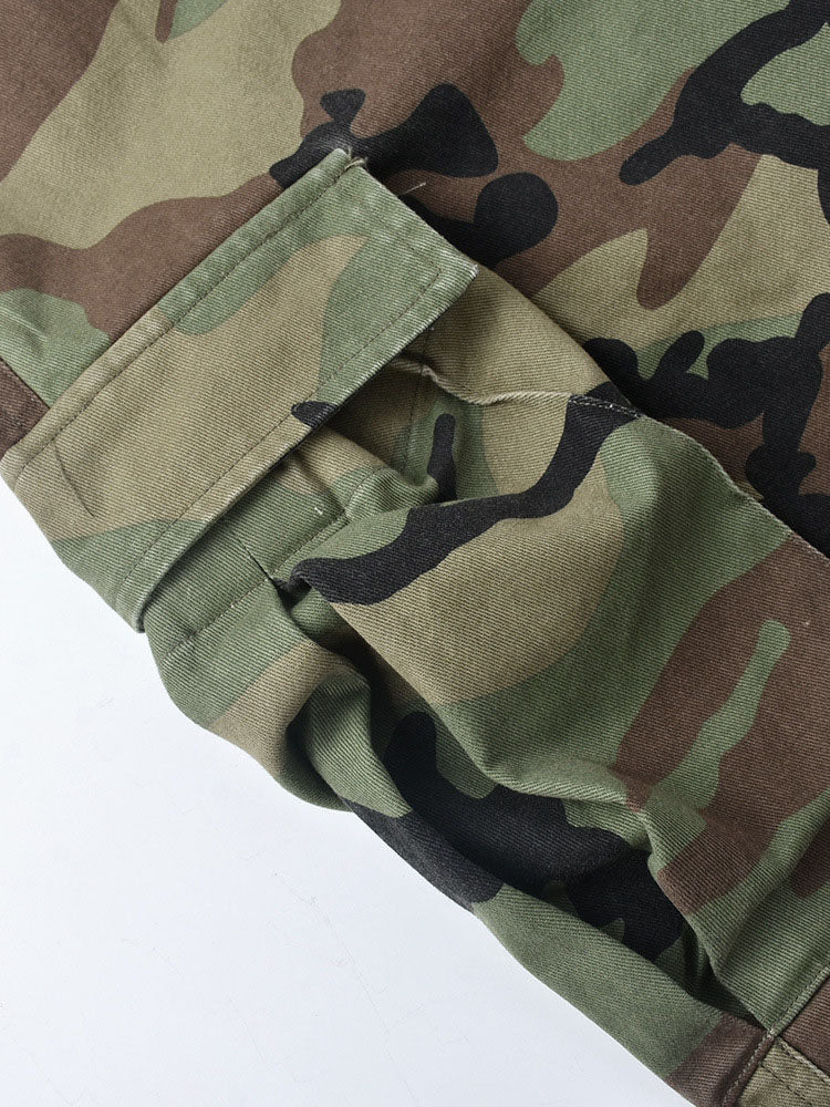Pantalones cortos holgados con estampado de camuflaje