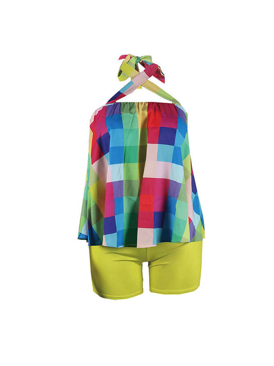 Conjunto de top y pantalones cortos con espalda abierta y cuello halter