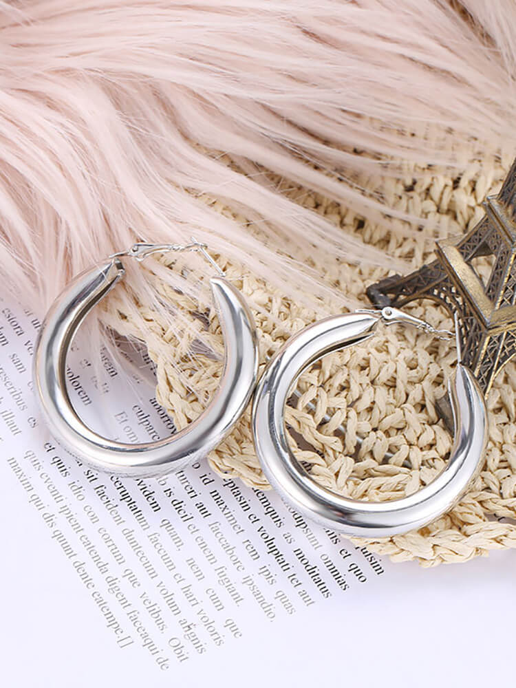 Minimalist Geometric Circle Earings