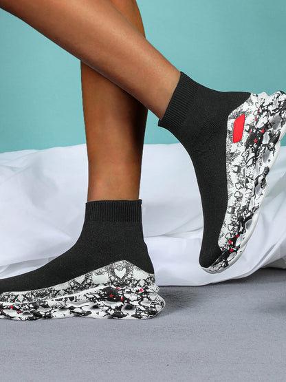 Plus Size Knit Slip-On Sock Sneakers