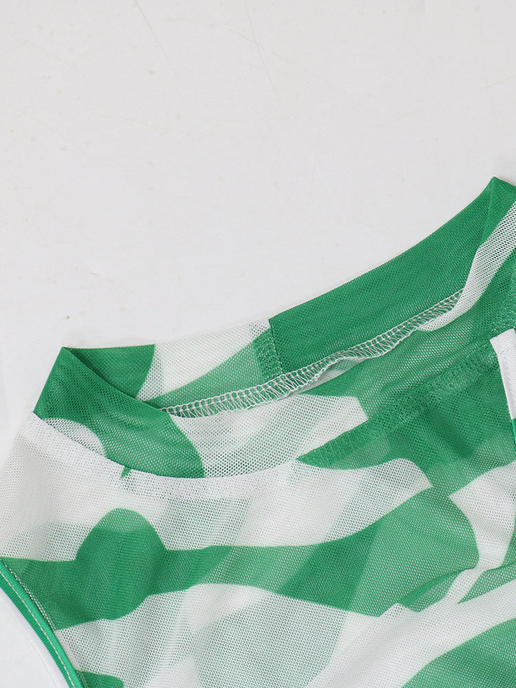 Vestido largo de malla con estampado irregular y conjunto de bikini 