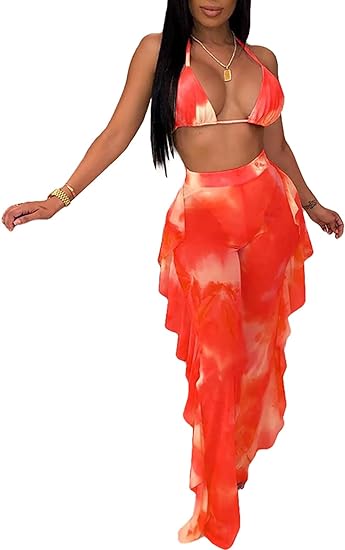 Tops cortos de dos piezas y pantalones con volantes