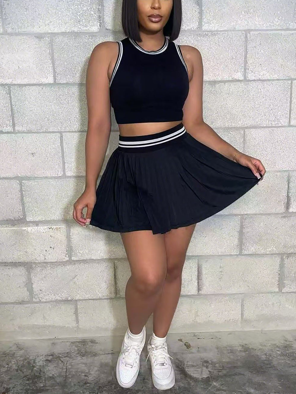 Sleeveless Crop Top Pleated Skirt Set