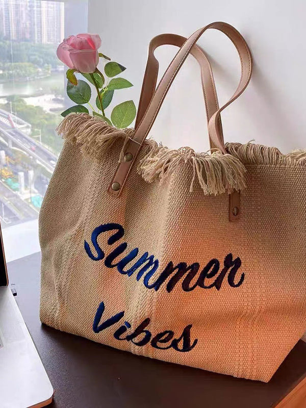 Bolsos de hombro con borlas y estampado de letras