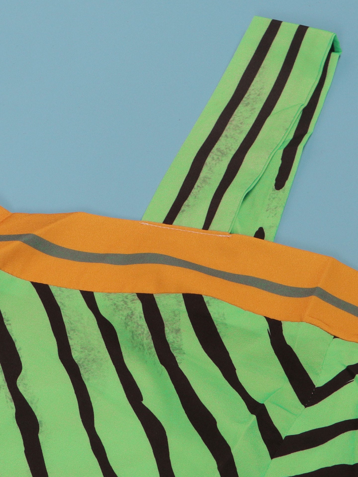 Mono de pierna ancha con bolsillos y estampado de tirantes 