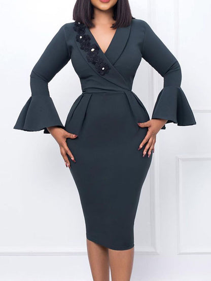 Vestidos midi de manga larga con retazos de flores