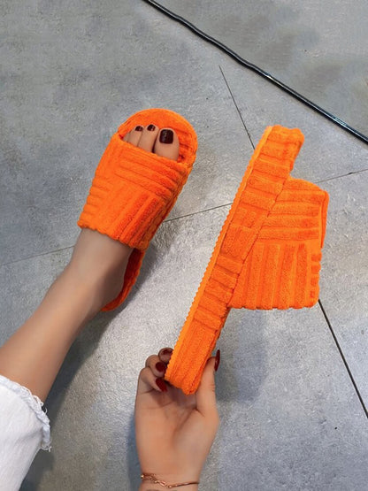 Thick Sole Round Toe Towel Fabric Slide