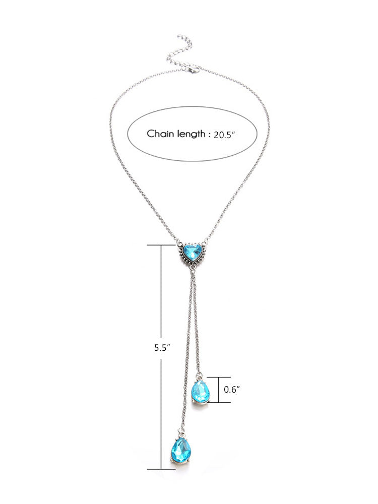 Collar con colgante de diamantes de imitación en forma de corazón