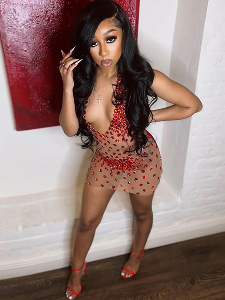 Mini vestidos ajustados sin mangas con retazos de diamantes de imitación