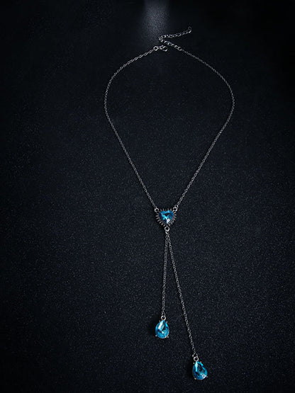 Collar con colgante de diamantes de imitación en forma de corazón