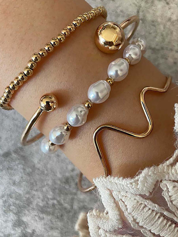 Four Piece Pearl Elagant Bracelet